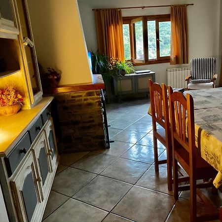 La Fusteria Del Casat Apartment Sarroca de Bellera Luaran gambar
