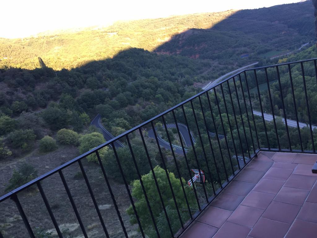 La Fusteria Del Casat Apartment Sarroca de Bellera Luaran gambar
