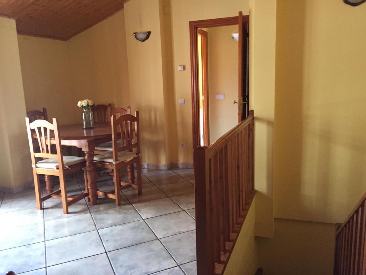 La Fusteria Del Casat Apartment Sarroca de Bellera Luaran gambar